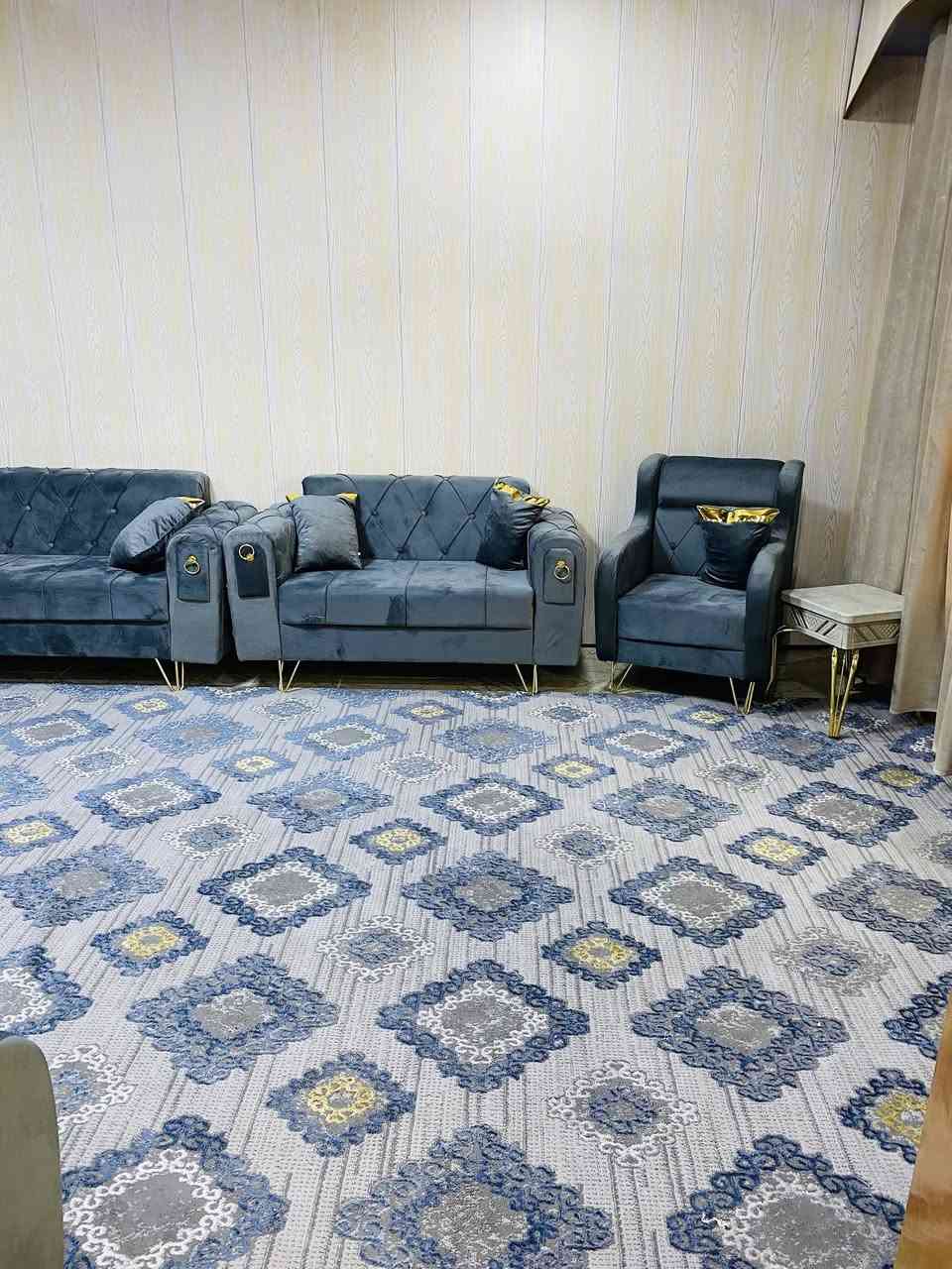 تخم للبيع ١٢ مقعد قنفتين ثلاثية وقنفه ثنائية و ٤ كرأسي سعر البيع ٧٥٠ هو وتوصيل وبي مجال 
المراسله على الماسنجر


**إذا كنت صاحب هذا الإعلان وتريد حذفه لأي سبب، رجاءا أرسل رسالة إلى الدعم الفني**