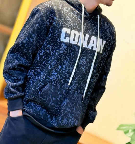 توفر لدينا هوديات وتراكات شبابي ورجالي وقماصل بسعر مناسب يوجد توصيل لجميع محافظات للاستفسار خاص واتس ***********
