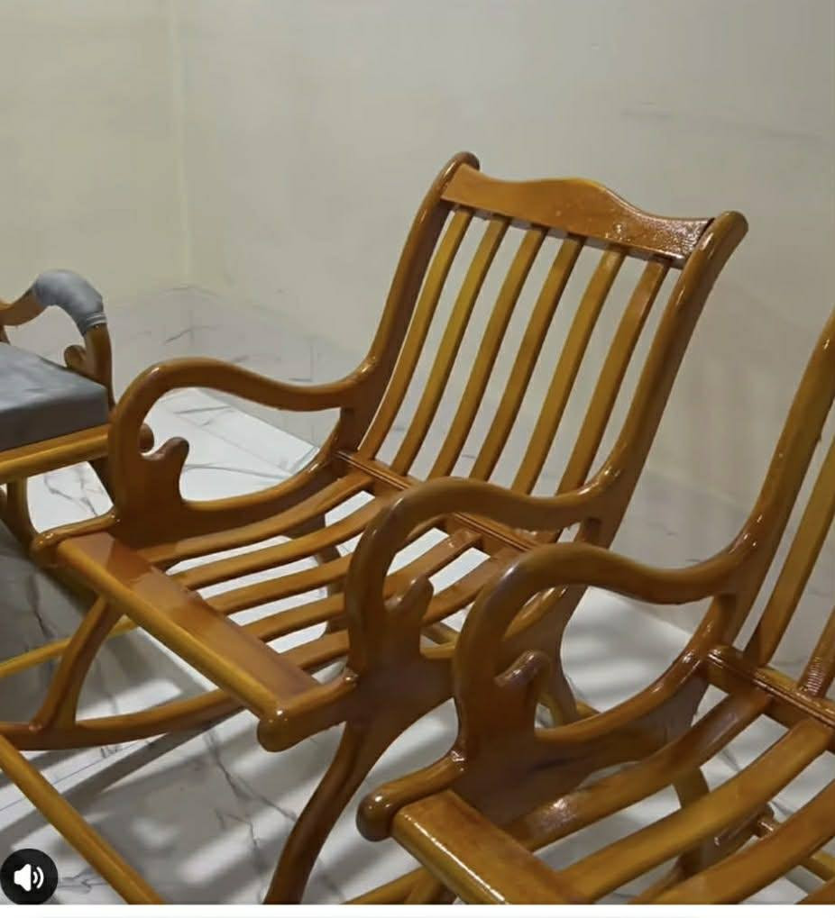 سلام جهاز القهوة غير مستعمل ٣٥
الكرسي خشب زان مصري غير مستعمل فقط عرض ١٠٠
ميز معدن والسطح مرمر صنع الماني ٦٠
المكان كربلاء التفاصيل خاص


**إذا كنت صاحب هذا الإعلان وتريد حذفه لأي سبب، رجاءا أرسل رسالة إلى الدعم الفني**