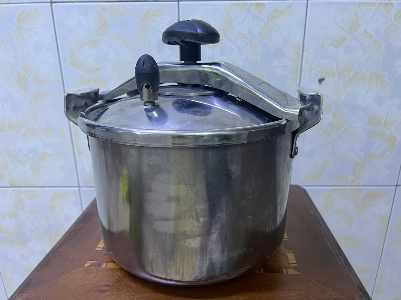 غراض للبيع
جدر الضغظ ما مستعمل ابد رايدته بـ50 و بيه مجال


**إذا كنت صاحب هذا الإعلان وتريد حذفه لأي سبب، رجاءا أرسل رسالة إلى الدعم الفني**