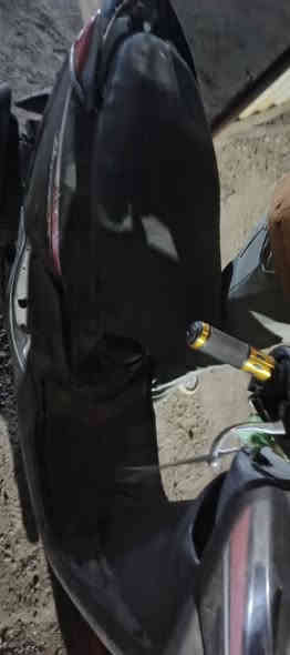 بريز دراجه نضيفه بس كوم حديد لان طفت وماشتغلت  سعرهه 350  مكاني الكاضميه  ***********
