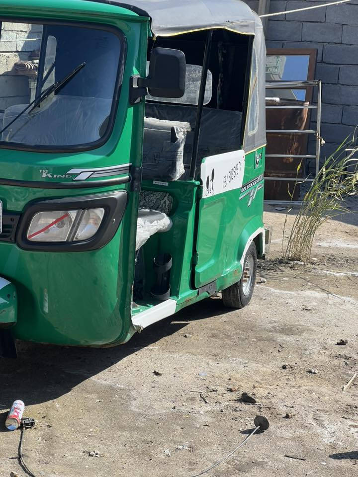 سلام عليكم تكتكً للبيع مديل ٢١ تكتك رقم وسنويه لبدي كفاله مكينه بس ولفات وتكتك خير من الله سعر 6750  وبيهه مجال مكاني بصره القبله حي جامعه رقم *********** متواجد واتساب
