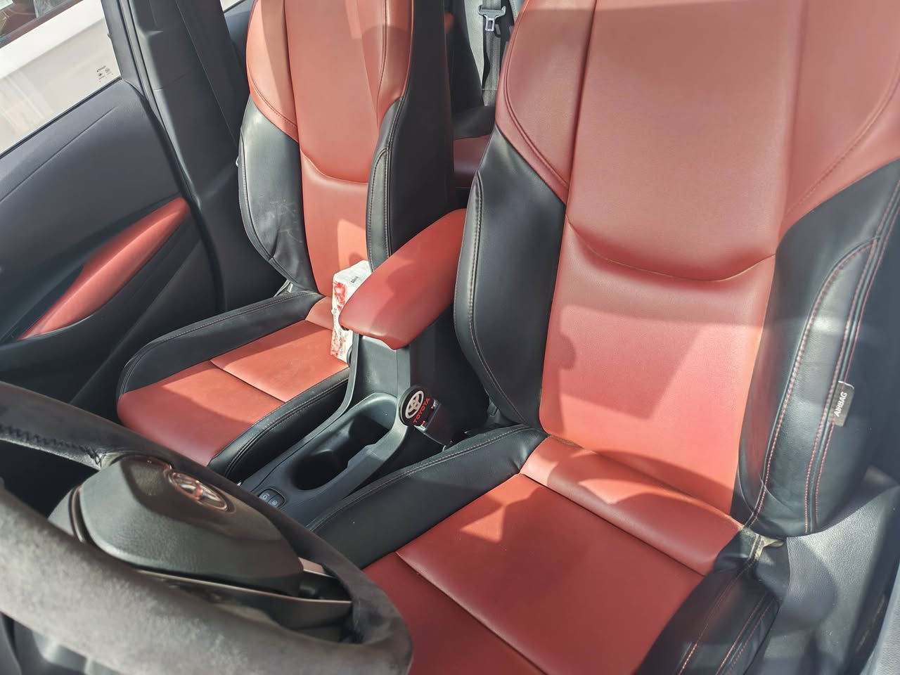 كورلا وارد صيني شكل الأمريكي
2025
ماشية ٤٤ 
سيارة كفالة من صبغ 
بيها بي دي ار بهلال مال جاملغ خلفي وباقي كفالة 
سيارة باسمي 
مكان النجف الاشرف حي الحسين
***********
سعرها ب١٤٨ وبيها مجال
