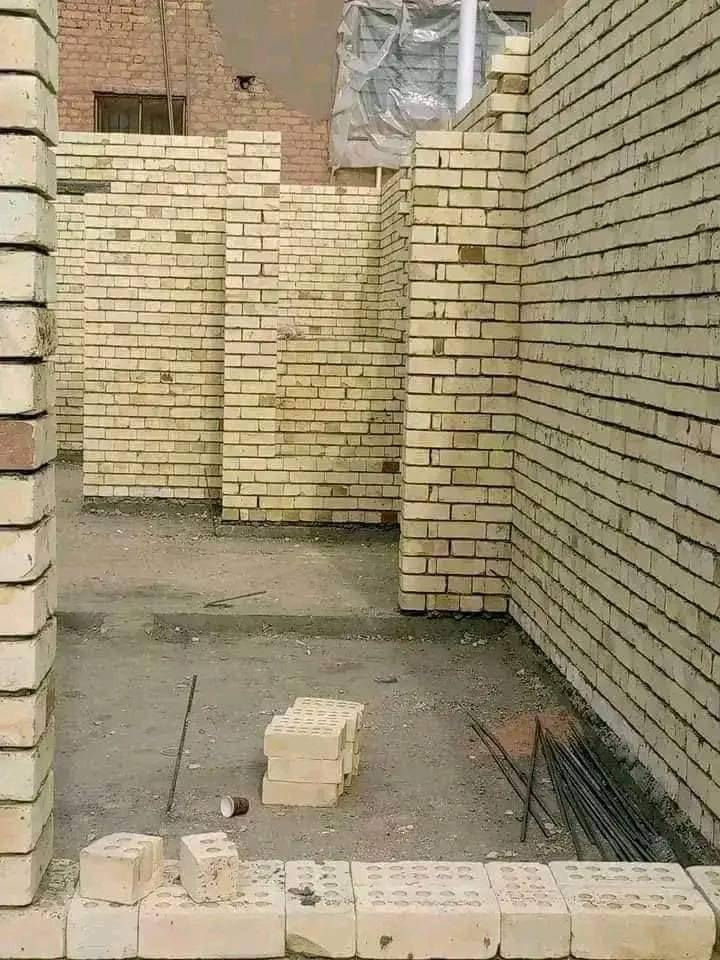 خلفات بناء🏣 شغل مضبوط وزن♎ وتنظيف واشرف مهندس ولتزم بل موعد ***********
