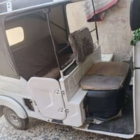 تكتك مديل 21 للبيع رقم وسنويه تحويل ثاني يوم مكينه مامفتوحه بس مكينتها...