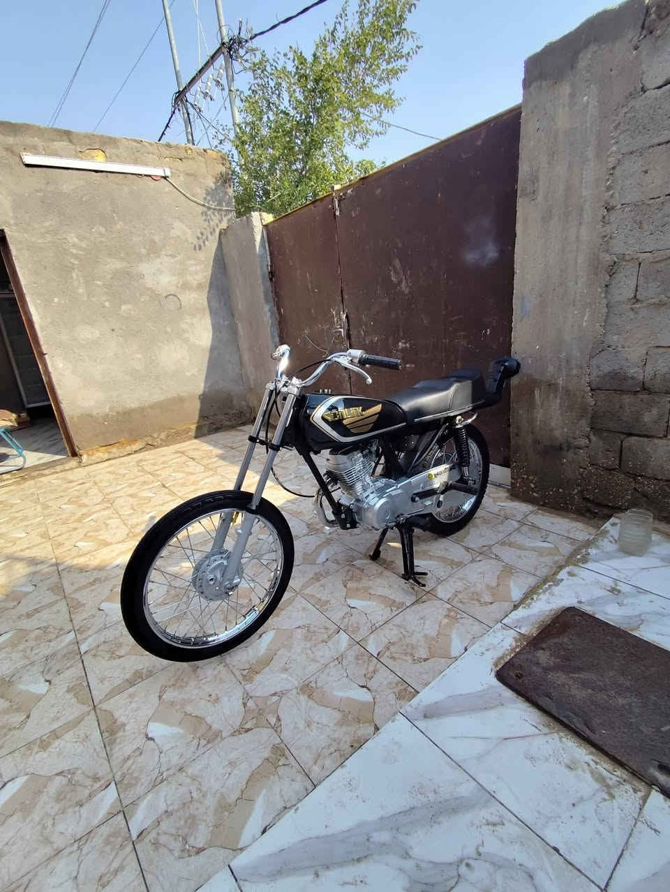 يا الله سلام عليكم
دراجه للبيع اوراق اصوليه كامله موديل 11 شاصي تعمير 25 دراجه بعده بحيله بس متروكه تفاصيل خابرني مكلف بنشر هاذا رقم صاحب الدراجه 👈🏾 ***********
