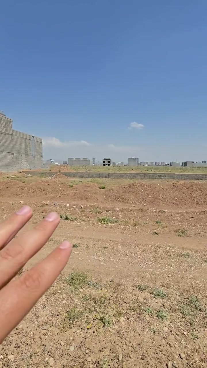 زەوییەکانی قەرەبووی گوندی کۆری 
هەر بەڕێزێک فرۆشیارە بەنرخی رۆژ کریارم هەیە 
لە بادلۆ 
بۆ زانیاری 
***********
