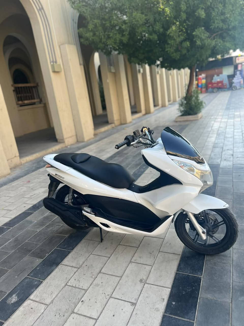 سلام عليكم....
دراجة (PSX)...(جيل الاول)  
🛵للبيع  السعر واحد او 150
دراجة شلعه معدل كهربائيات كلهه شغاله 
دراجة جديده  بلادية
أي نقص مابيهة
جيب فيتر وتعال افحص
العنوان بغداد الحرخ الاستفسار الاتصال على الرقم 📞 ***********
