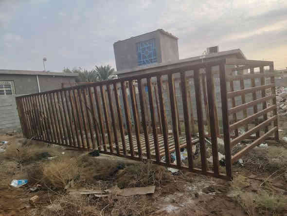 قفص رق طول ٩ ونص نضيف للبيع السعر900) الف***********)
