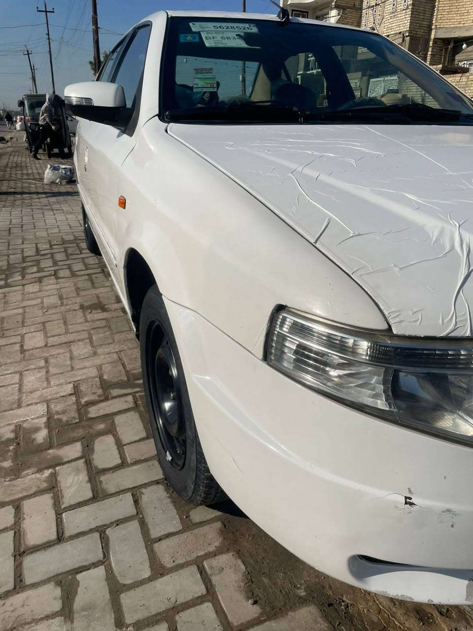 السلام عليكم للبيع سمند سورن موديل 12 بيها صبغ قطعتين بدون دواخل شخطات بصيطه محرك كير تبرد تدفئة صدر أمامي اوخلفي جديد تخم تاير سنتر لوك رقم بغداد انكليزي جديد بسمي السعر 47 سعرها مناسب جدآ للإستفسار ***********
