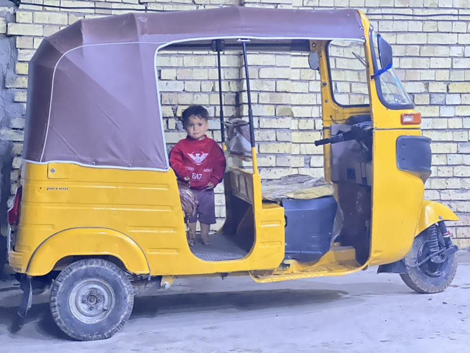 السلام عليكم تكتك البيع رقم وسنوي تحويل ثاني يوم معمره بيه دوس وبيه بل صفحه ضبغ موديل20محرك لا تنقص ولا تبخير سعر ب6300شراي يتصل ***********
