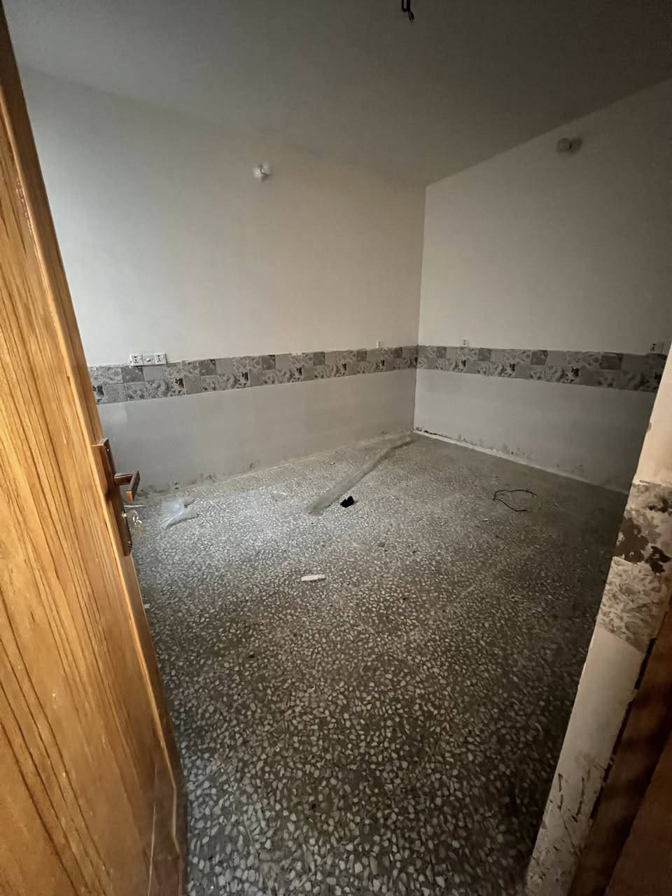 شقه للايجار في طابو # حي البساتين
الايجار 400 الف

***********
