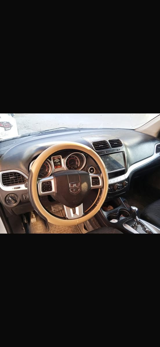 سلام عليكم عدي دوج جورني موديل ١٨ رقم بغداد اراوس بسياره اصغر منها  شعدكم نزلوا


**إذا كنت صاحب هذا الإعلان وتريد حذفه لأي سبب، رجاءا أرسل رسالة إلى الدعم الفني**