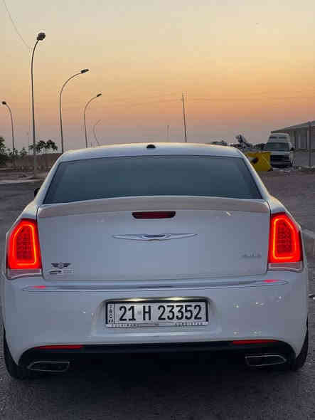 السلام عليكم
اوباما كرايسلر 

موديل 2017 

سعة المحرك 3600

السيارة كلين تايتل مكفولة كفالة عامة 

ماشية 55 ميل فقط 

بانوراما على طول السيارة

بردة خلفية كهربائيه

دواخل السيارة نضيفه 100‎%‎

نصبة السيارة ماشالله تخبل كلش كاعده

السيارة مال بيت نضيفة ومعتنين بيها عناية كلش قويه من ناحيه النضافه وكلشي 

السعر راسلني خاص او اتصل على الرقم

***********
