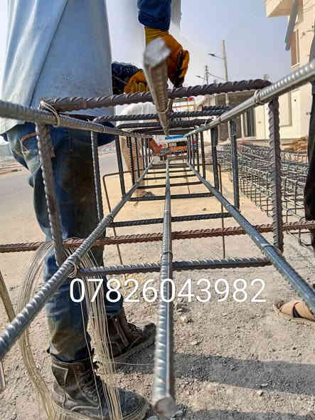 تم بفضل الله تعالى وبركاته صب رباط النص مساحته 250 متر في الكوات والتوفيق للجميع ان  شاء الله اخوكم احمد النجار لجميع اعمال النجاره والتسليح والصب ***********
