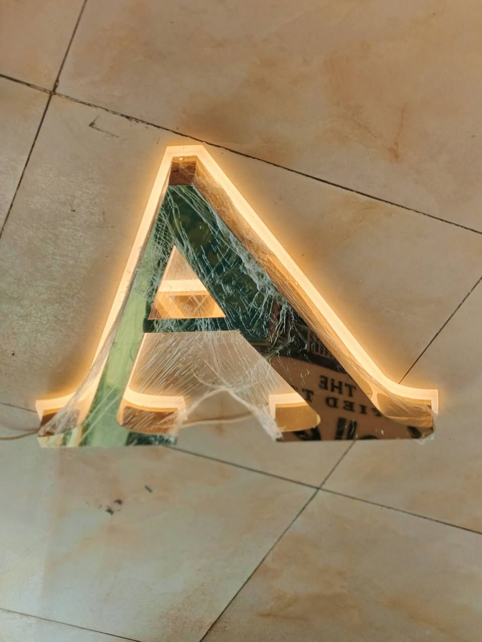 نقدم حلولًا متكاملة للإعلانات الضوئية وتصميم الواجهات التجارية بأحدث التقنيات، مع تنفيذ احترافي يضمن ظهور علامتك التجارية بأفضل صورة.

🔹 حروف مضيئة🔹 لوحات إعلانية🔹 إضاءة LED🔹 تصاميم عصرية ومميزة

📍 لأن التميز يبدأ من الواجهة...تواصل معنا الآن واحصل على تصميم يناسب نشاطك.

للأستفسار اتصل على
*********** 
أو زورونا على موقعنا بغداد السعدون الفرع الثاني قرب مطعم نجمة السعدون روسلين للأعلان والديكور روسلين للأعلان والديكور
