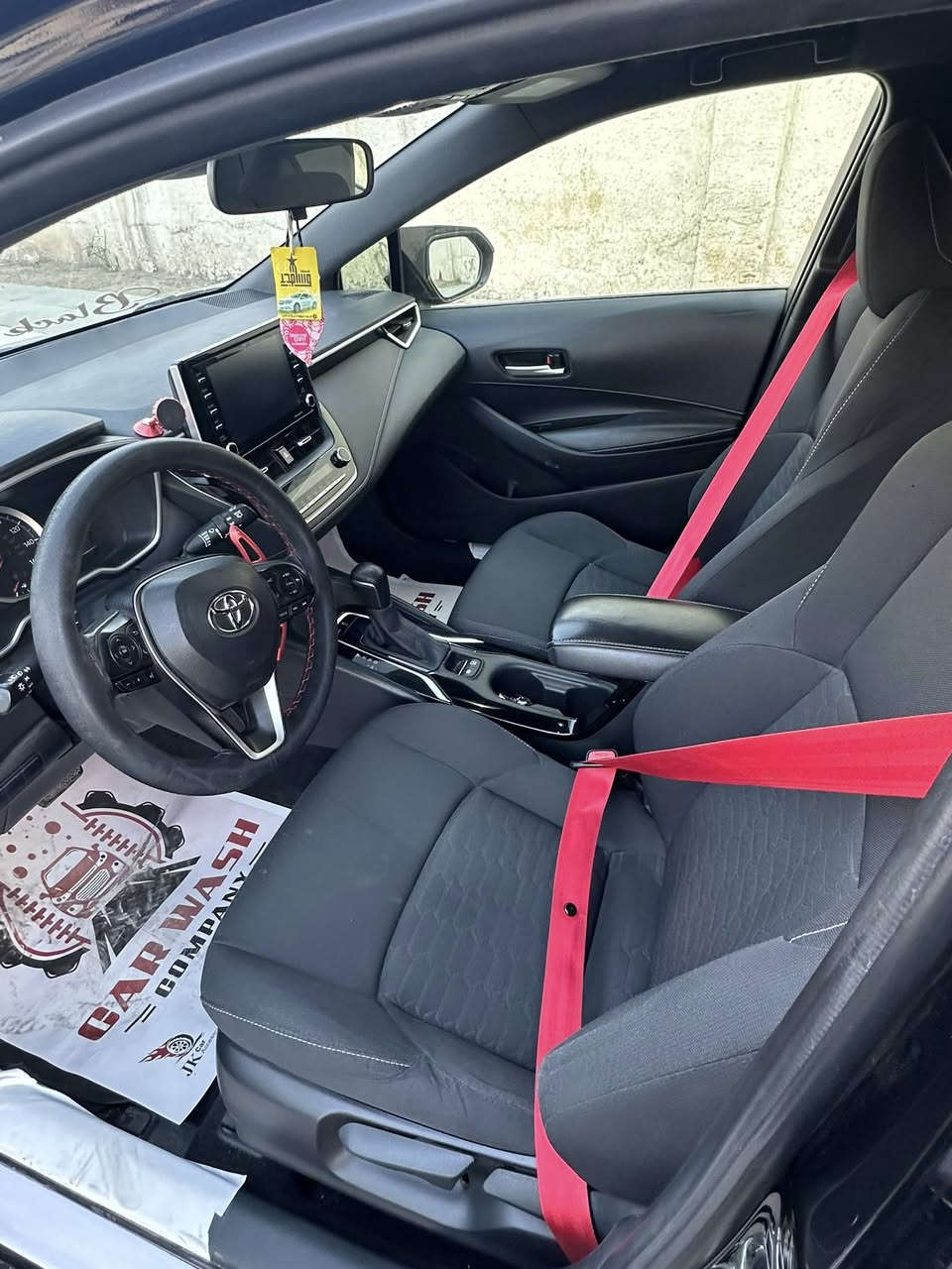 للبيع كورلا هاتشباك ٢٠٢٠
السعر ١٣٨ وبيها مجال بسيط

فول مواصفات night shade /se
يجي كلشي بيها اسود علامات و وياله 
محرك ٢٠٠٠ سريعه ونشطه كلش
تبريد ثلج 
تشغيل عن بعد
بصمه تشغيل + ترحيب عند الاقتراب
رادار امامي سياقه ذاتيه
تنبيه قبل الاصطدام
سايد بريك كهرباء / اوتو هولد بالازدحام
فول لد بكلايت و لايتات امامي لد
شاشه كبيره اندرويد اوتو وكاربلي + كامره خلفيه
كشنات حضن 
لايت تفاعلي تفتح عالي وناصي حسب السيارات كدامك
مغلفه ppf من امريكا بقطع معينه مو كلها

ماشيه ٥٠ الف دهن كله اصلي بالشركه وصيانه كامله على ايدي السياره
اني المستود ورقمتها بيدي
 
وارد امريكي حادثها موضح بالصور ايرباك كله سليم بدون صبغ بس تكحيل بالكارت اربع اصابع بالجاملغ خلفي + تكحيل بالجاملغ الامامي اثر طخه بسيطه كلش
كلشي بلادي حتى البكلايتات بلاديه اجتي وياها بالصندوك 
سياره جديده ونضيفه بالعافيه على الياخذها
مكانها بغداد اليرموك 
للتوصل ***********
