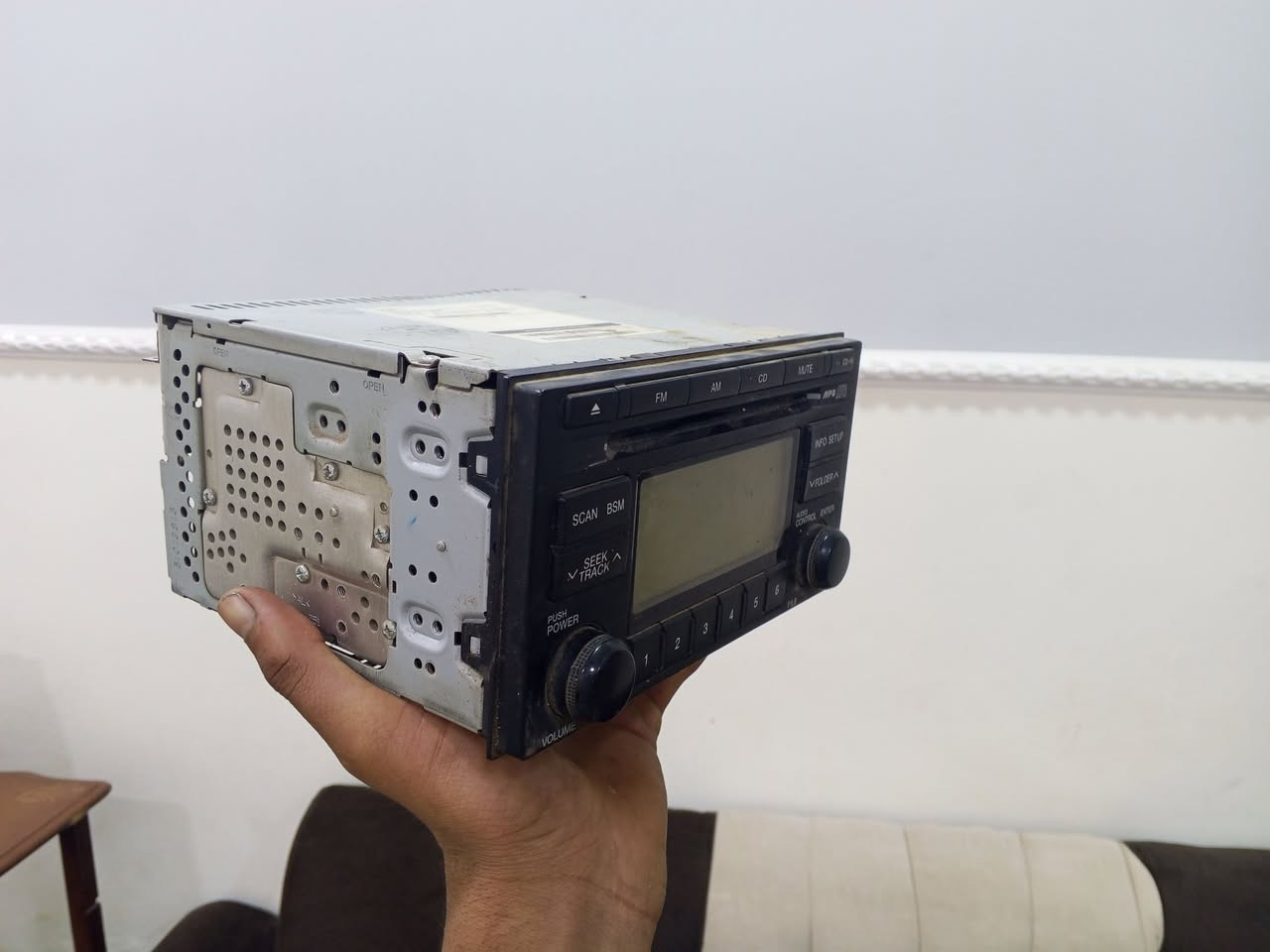 لبيع مسجل مال كيه حمل بلادي شرط عل فحص 
سعر 25قفل نهايته 
***********بغداد الامين الثانيه
