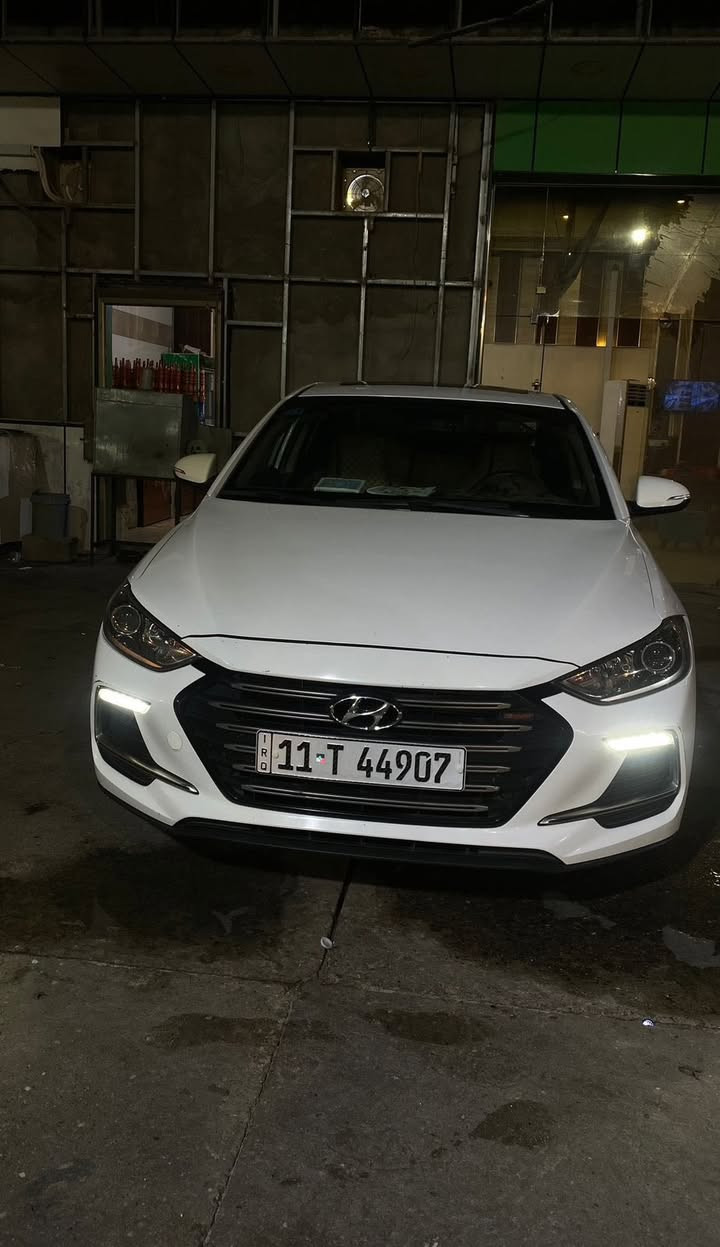 هونداي النترا سوبر موديل 18 معروفه مواصفات السوبر خليجي السياره بيها جاملغ وباب صفحه العبري وموجود السونار سنويه للـ29 باسمي رقمي بغداد الدولي الجديد شرط التحويل سياره حلوه وخير من الله وكلشي مذكور بالمنشور مكينه 2000 دوش ماشيه 96 الف   مكاني البصره الزبير رايدها 143 وبيها مجال بسيط وكلشي موضح بالمنشور اللي تخدمه يتصل متواجد ***********
