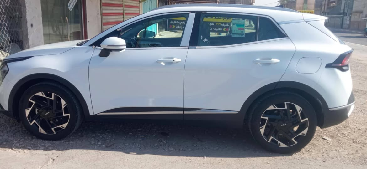 السلام عليكم….للبيع فقط
مكانهة بابل الاسكان.       ***********
النوع :  سبورتج 2024 

⏺️
مرقم بابل ( باسمي )
السياره ماشيه  8000 كيلو 
بعدهه بحاله الوكاله
مكفوله كفاله عامه من كلشي 
ضمان الدوليه السيارة تحت الضمان 
5 سنوات او 100 الف كيلو
 خليجي 
  سعة المحرك 2.0L 
 : مرتبط بناقل حركة أوتو 6 نمر 
 :  عدد 2ايرباك
:  حساسات أمامية + خلفي
: لايت زينون + LED 
 : ويل كب 19
:ويل كب عدد 5
 : 4 دسك
: اريل نفكيشن
: مفتاح التشغيل بصمة 
: تشغيل عن بعد 
 : بصمة دخول الابواب 
: دشبول شاشة 
 :شاشة Apple Car play
 :كاميرا خلفيه دواره
 :الانارة الداخلية شمسي 
 :المقاعد مخمل لون بيجي  
:حركة المقاعد الأمامية كهرباء
 :تدفئة المقاعد الأمامية 
 :تدفئة المقود 
 :تتسع المقصورة ل 5 ركاب 
:مثبت السرعة Cruise
 :المودات والأوامر الصوتية
:أوضاع القيادة  Drive Mode
 :فحص أنظمة السيارة 
 : حساسات اطارات 
 : شفتات مقود: 
 : قطعتين تبريد
: هاند بريك بصمة 
 : ا ABS
: ا Auto Hold    أوتو هولد
: ا ISO Fex        ايزو فكس
: نظام مانع الانزلاق
 : نظام نزول المنحدرات 
 : اشارة في المرايا الجانبية
 : مخرج منفذ الطاقة 
 : ا  Bluetooth / USB
 :  شاحن هاتف Wairlees حلة, بابل
