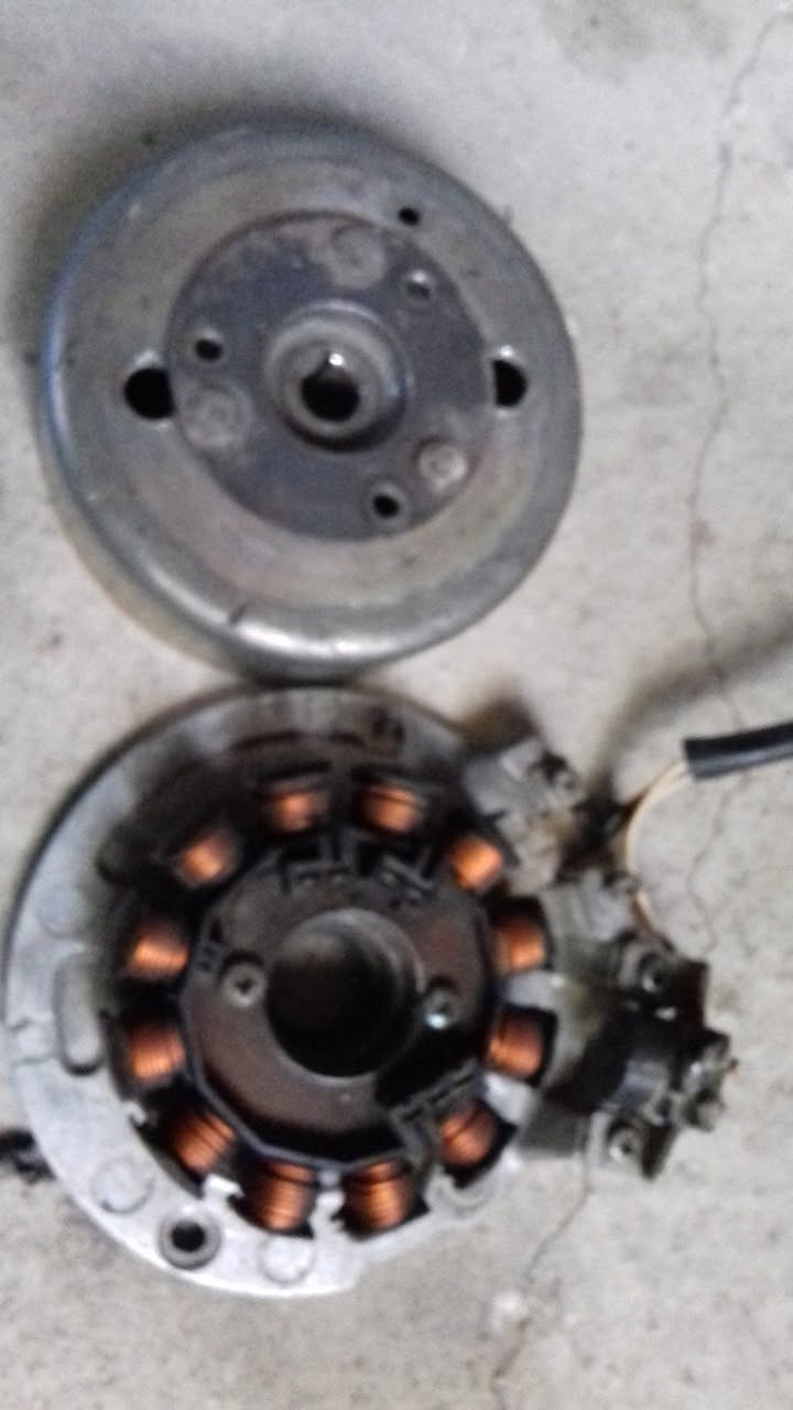 غراض دراجه بيكم نوزل مكاني الموصل

اكسنات نضيفه
كرنك
عقل
كتف شحن
كتوت
فيت بم كهربائي
نوزل
ويل خلف
فلاوين 
راديترات اثنين
صوندات
دينما وملفات 
كزوز بلادي اصلي


**إذا كنت صاحب هذا الإعلان وتريد حذفه لأي سبب، رجاءا أرسل رسالة إلى الدعم الفني**