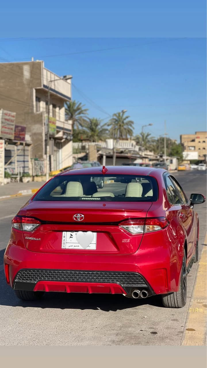 السلام عليكم
كورلا 2020 SE 
(بصمة ، فتحة ، رادار ، نقطة عمياء ، شفتات ستيرن ، داخل جلد ، حساسات ، هندبريك دكمة ، اوتو هولد ، كروس سرعه ، تحديد مسار ، شاشة كبيرة ، لايت زنون ، محرك 2000 )
‼️حادث السيارة فقط جاملغ امامي صفحه السايق بدون ايرباك  بدون دواخل- وبارد علكد ٤ اصابع بجاملغ الخلفي ومواصفات الSE معروفة
ماشية 96000km
العنوان : بغداد قرب جامع النداء
الرقم :*********** 
السعر :149 وبيها مجال بسيط مال جيتك بغداد, العراق
