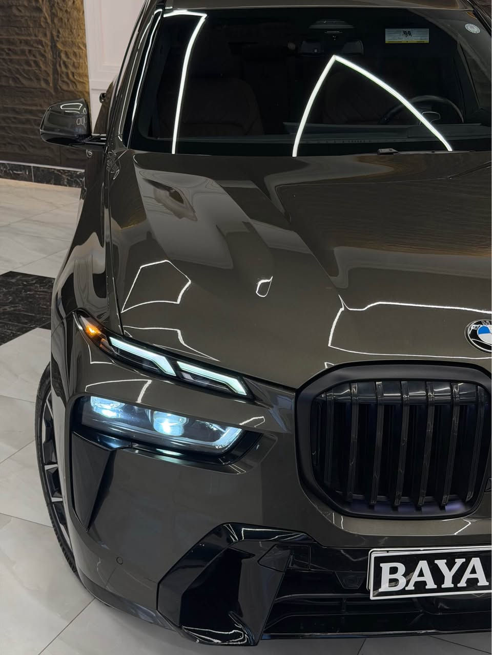 Bmw X7 2023 
بێم 41 هەزار مایل رۆشتوە قەپات مواسەفات 6 پستۆن قەبارەی بزۆێنەر 40i twin torbo سەیارەکە بێلێدران 
دوو جێگای ورد یەک پەنجە PDR بۆ زانیاری زیاتر 
*********** 
اليوم عدنا فخامة و شهامة المان بيم X7 2023 السياره فول مواصفات وارد امريكي بدون حادث السيارة مابي اي شي السياره ماشيه 41 الف مايل 
بي اصبعين PDR السياره مجهزه فول  
للتفاصيل 
*********** أربيل, العراق
