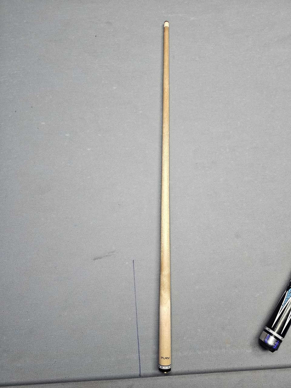 السلام عليكم كيوب فيوري طرحه قديمه عدل موس كيوب جديد نضافه ٩٥% تب جديد ويا جنطه وجوك هديه مكاني كربلاء السعر اتصل عل رقم ***********
