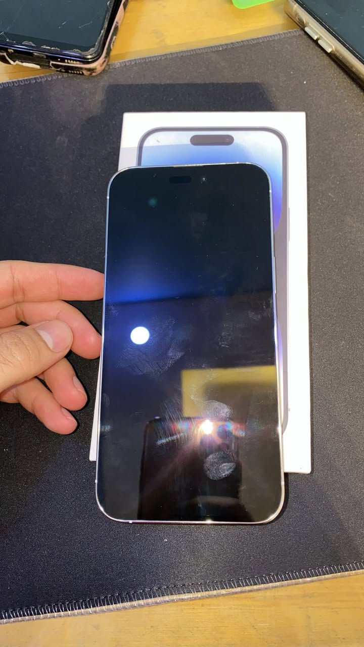 ايفون 14 برو ماكس ذاكرة 256 بطارية 98 وتر ممفتوح شرط كفالة نضافه 100‎%‎ دبل شريحه السعر 800 وبيه مجال


**إذا كنت صاحب هذا الإعلان وتريد حذفه لأي سبب، رجاءا أرسل رسالة إلى الدعم الفني**