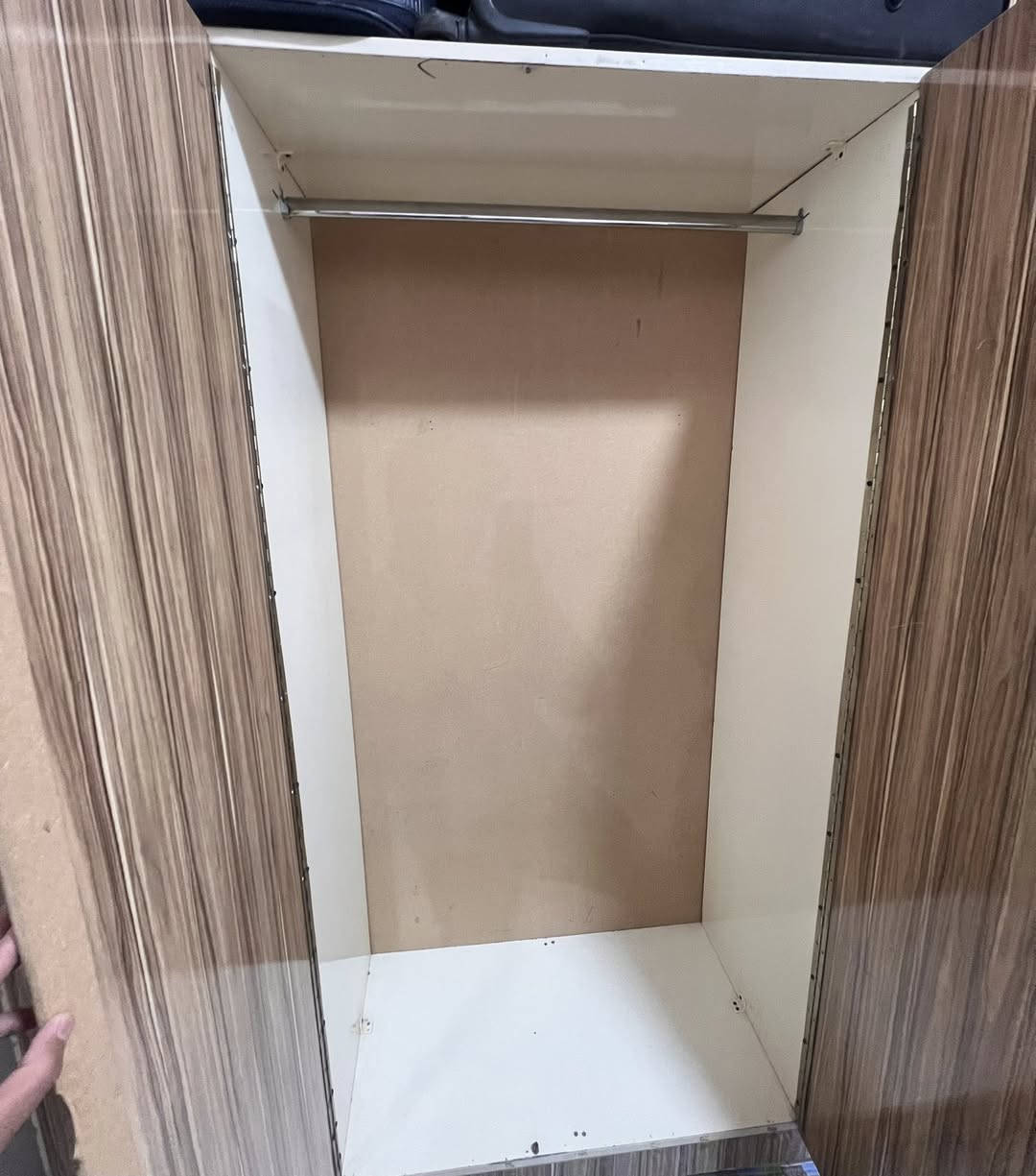 للبيع
السعر 100
الستفسار ***********
