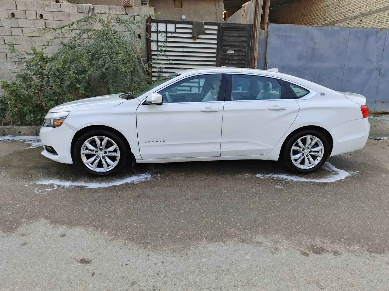 إمبالا 2018 فول مواصفات محرك 2500 خمس بصمات حادثها بامريكا فقط دعامية وشوية من البنيد  باسمي مكان السياره البصرة حداديه وتبريد 100% بيع او مراوس 
هاتف ***********
*********** بيه واتساب

