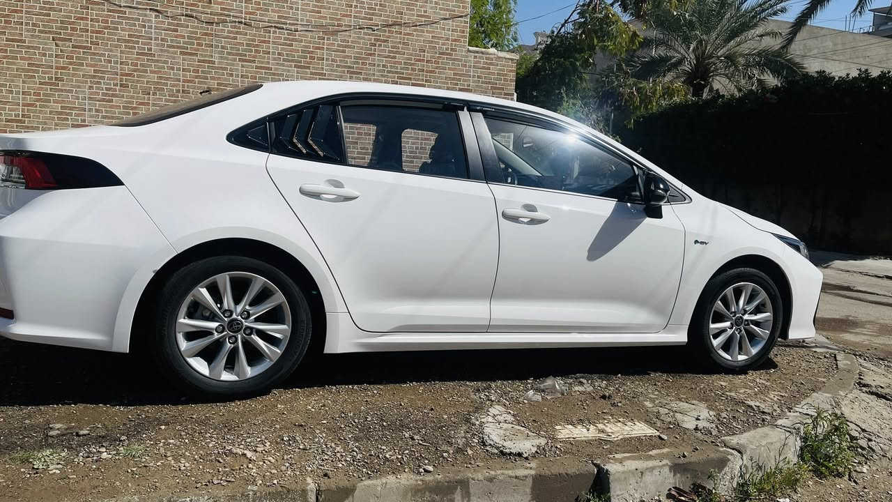 بعد التحية…
كورلا هايبرد الشكل الخليجي موديل2025

العداد/12 الف كيلو

الموصفات المعروفة الفول
عدا الكرسي مو كهربائي

مكفولة من الشخط
العنوان بغداد( حي القاهرة/الحارثية)

السعر 156&

للاتصال ☎️***********
