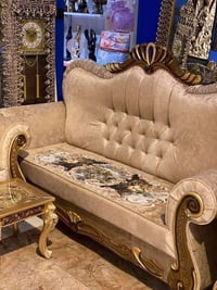 تخم ملكي • ١٠ مقاعد • توصيل مجاني بغداد