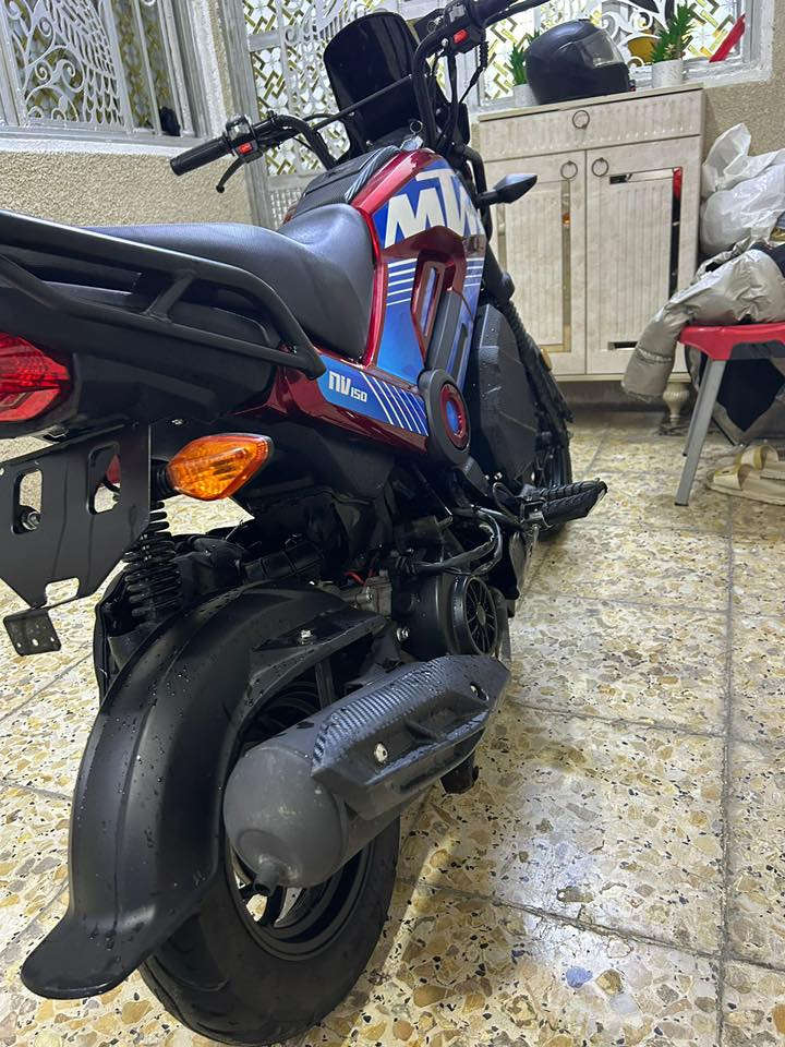 السلام عليكم دراجهMTMرميه ماشيه 2500اخو الجديد ضمان محرك عامه سعر مليون200وبيهه مجال ***********
