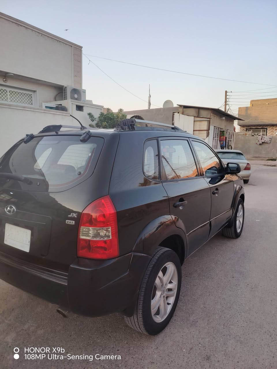 سلام عليكم للبيع توسان ٢٠٠٩ خليجي مكينه ٢٠٠٠دوش جاهزه من كلشي كير مكينه جدد تبريد ثلج تخم تاير جديد بيه صبغ بنيد أثر جراد رقم بغداد 
٩٣$وبيه مجال
مكاني بابل ***********
