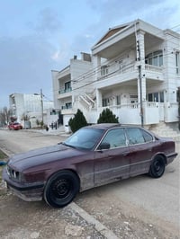 بي إم 525i • ١٩٩١ • جير عادي