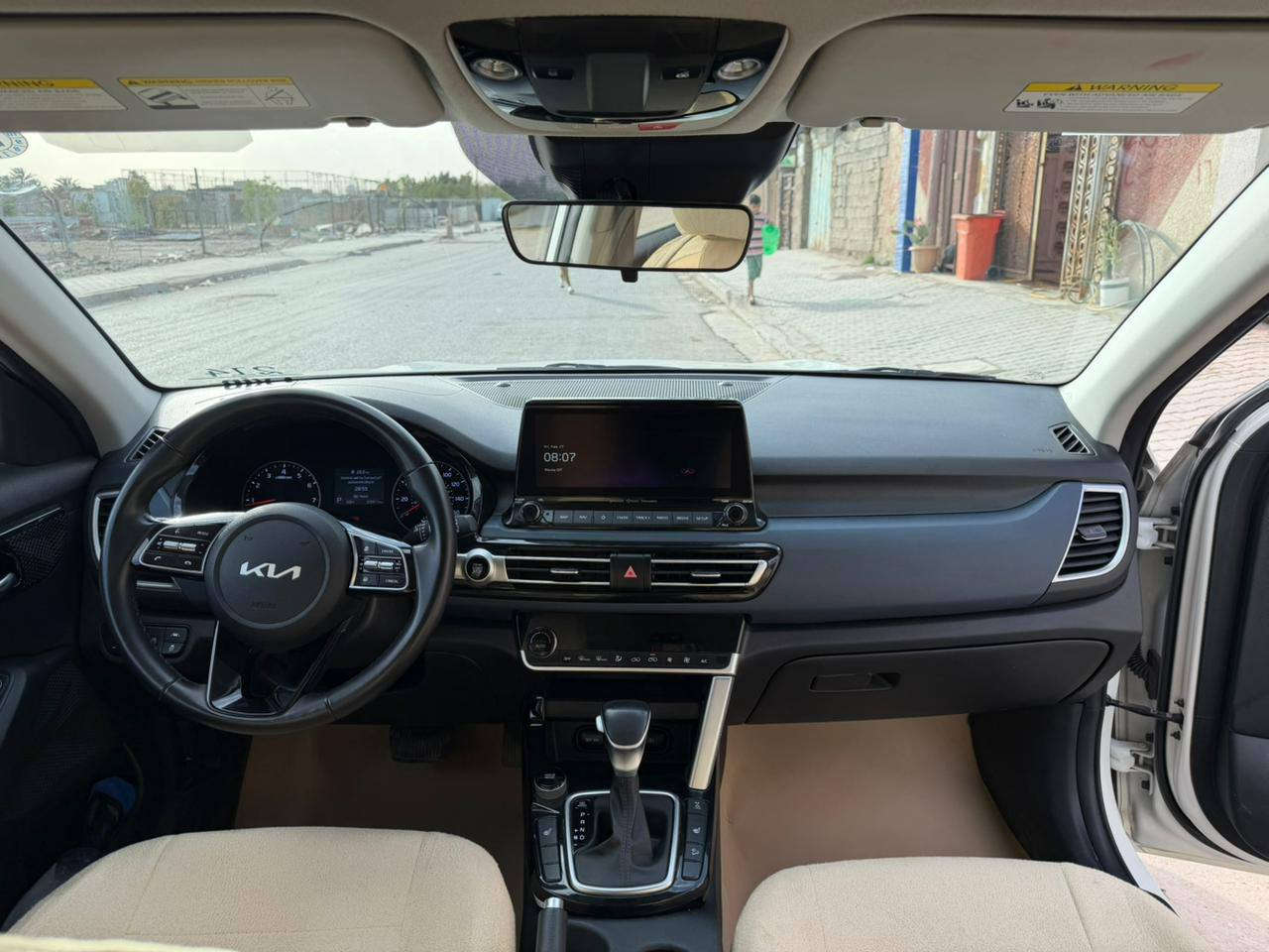 كيه سليتوس موديل 23
ماشيه 23  رقم أربيل تحويل ثاني يوم وارد أمريكي ضرر خفيف بارد بدون تبديل كما موضح للصورة  مكينه 2000 دوش  مكان السياره بغداد الشعب غير متواجد عل فيس *********** اليرباكات سليمه السياره فول عده فتحة السقف  سعر 138
