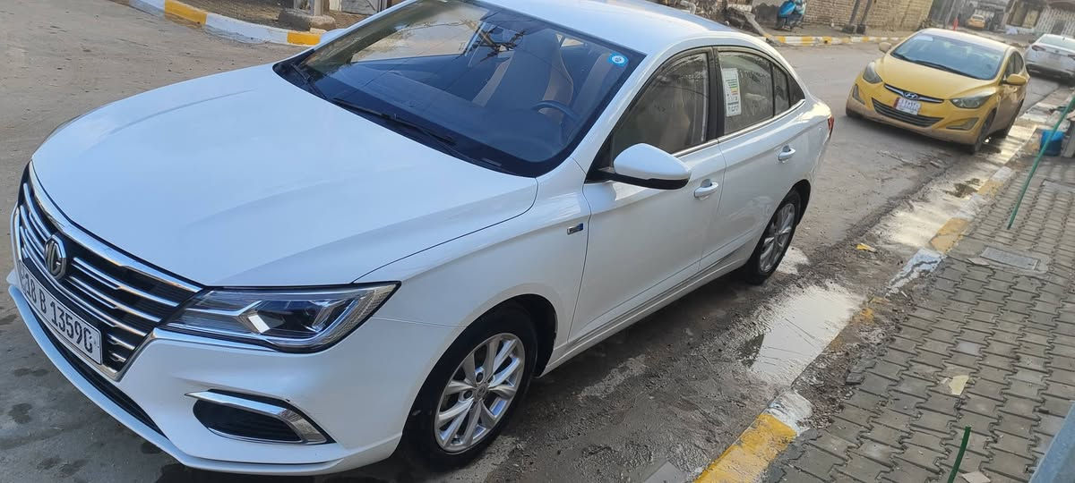 ام جي فايف موديل 2023 مكفوله ماشيه 70 سياره جاهزه من كلشي كفاله عامة السيارة فول عدى الفتحة مكاني ديوانية السعر 98 وبيها مجال بسيط للشراي 
***********
