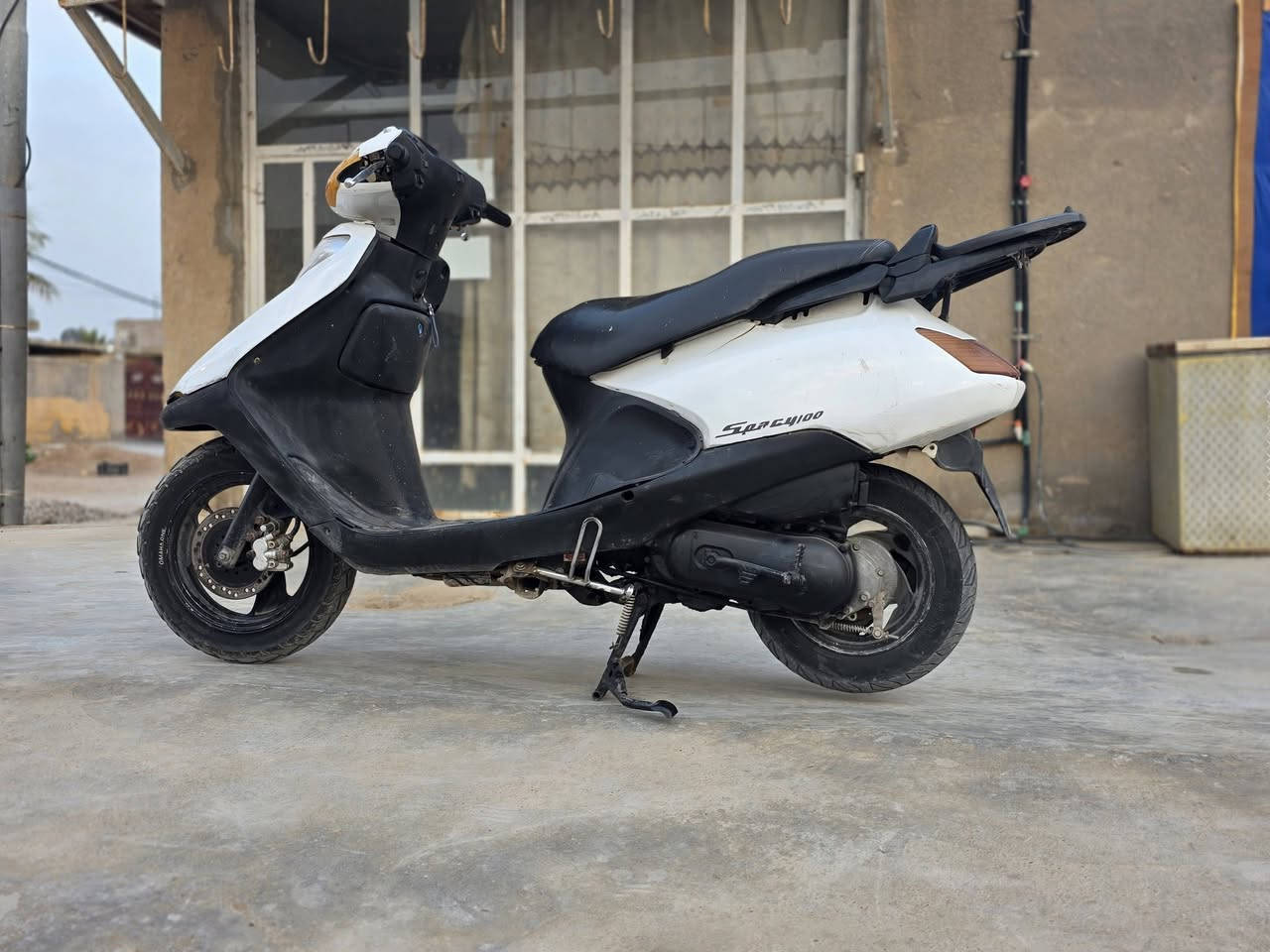 سبيسي ياباني ما مفتوحه ابد مكفوله
لا تبخير لا تنقيص ولا مجفته ابد مكينه خرسه ما تنسمع
السعر ٦٠٠ وبيها مجال 
***********
كوت الحكيم
