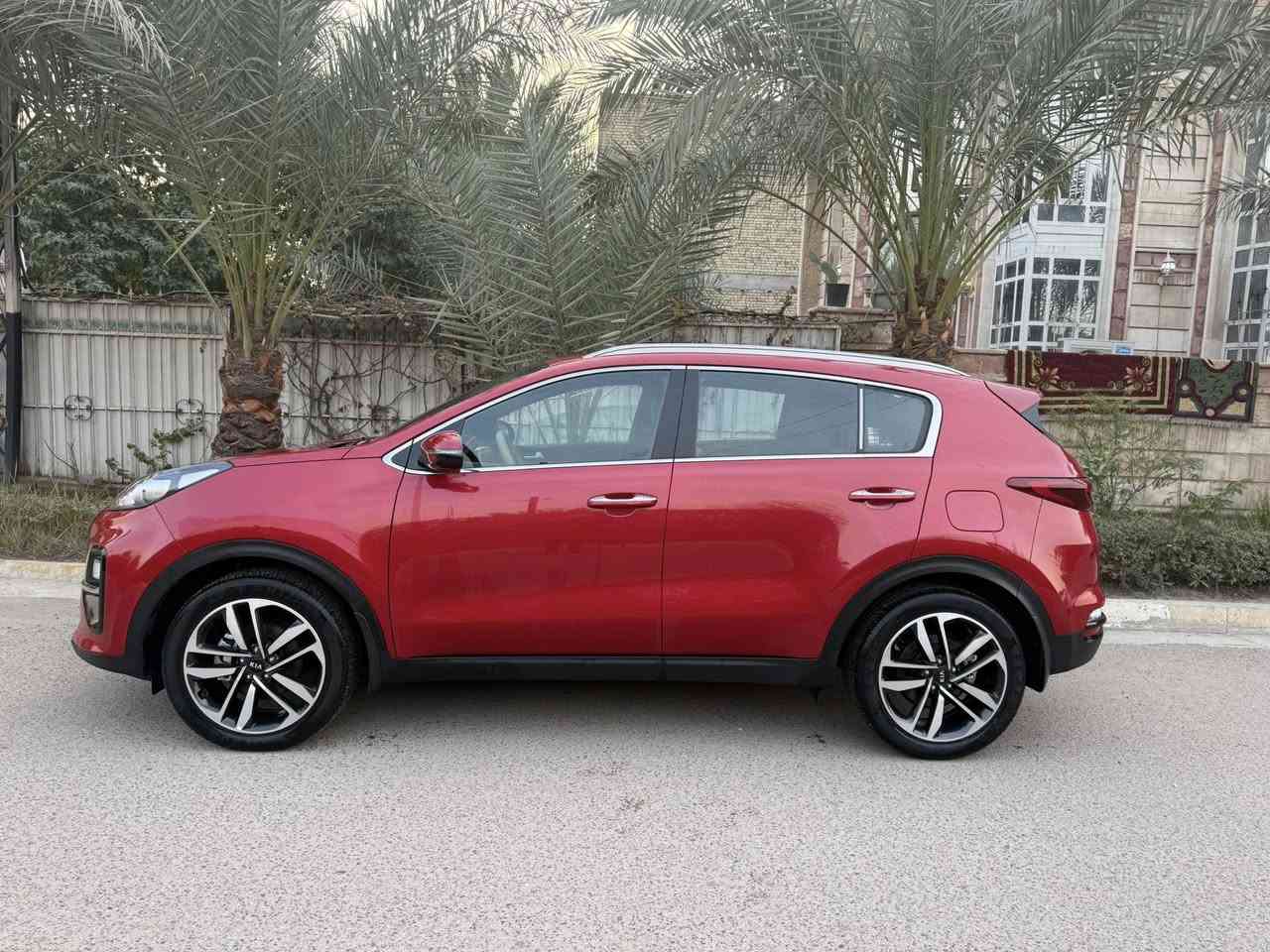 سبورتج 2020 خليجي كفالة عامة من الصبغ والبارد والشخط والرصعة وكفالة من الحالوب ومن كلشي ماشية 50 الف كم حقيقي افحص وين ماتريد سونار بالمنشور رقم بغداد بأسمي تحويل مباشر سعرها 195 ورقة ومجال حك الجية فقط
مكاني بغداد البلديات قرب الامن العامة ***********
