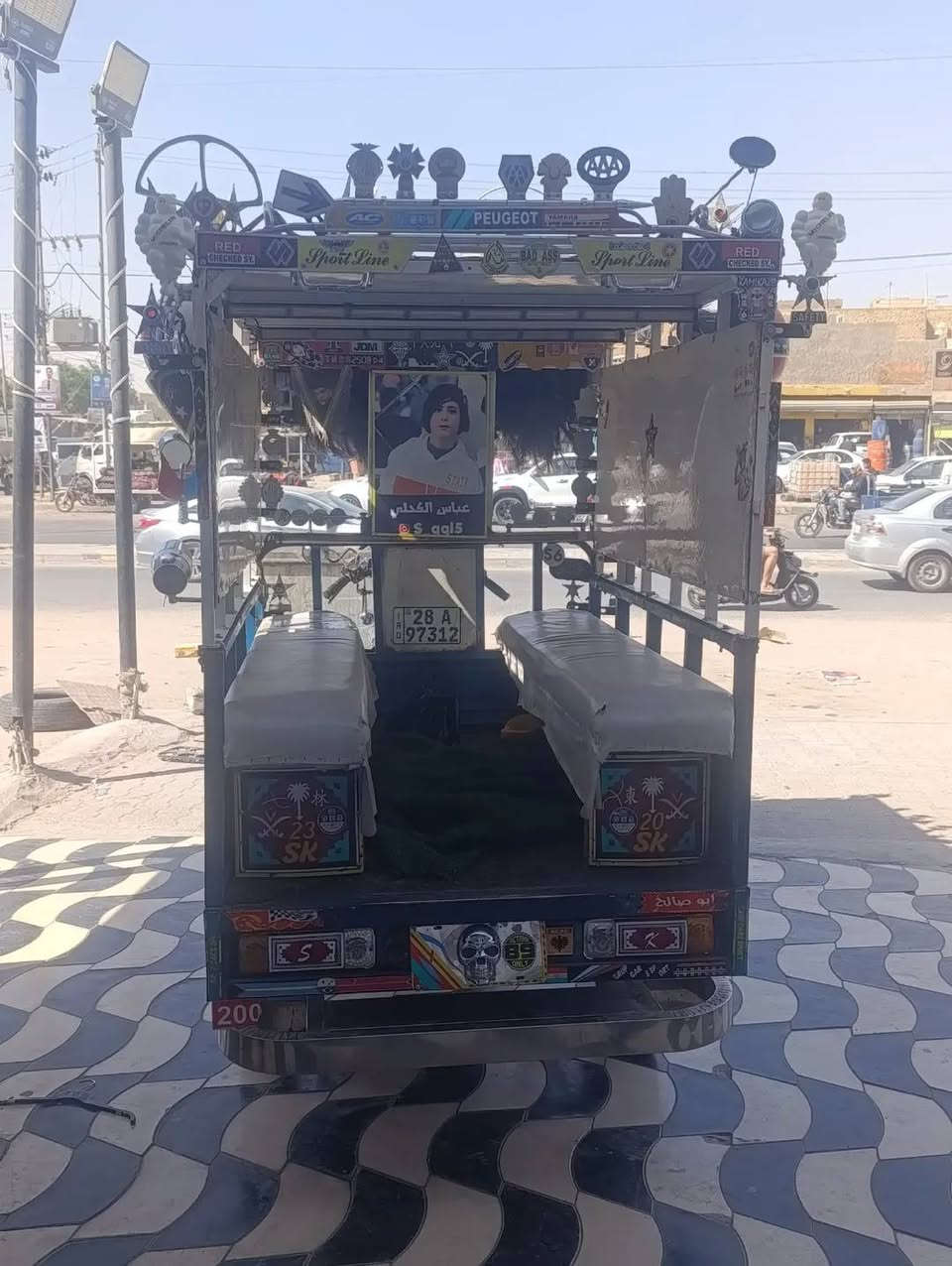 سلام عليكم ستوته للبيع موديل 2007 باب اول كفاله عامه رقم وسنوية انكليزي بسمي دراجه مال جناي مكفوله كفاله ابيع كامله ابيع فالغ كامله ب4ونص فارغه ب3 و200 وبيها مجال *********** هذه رقمي

