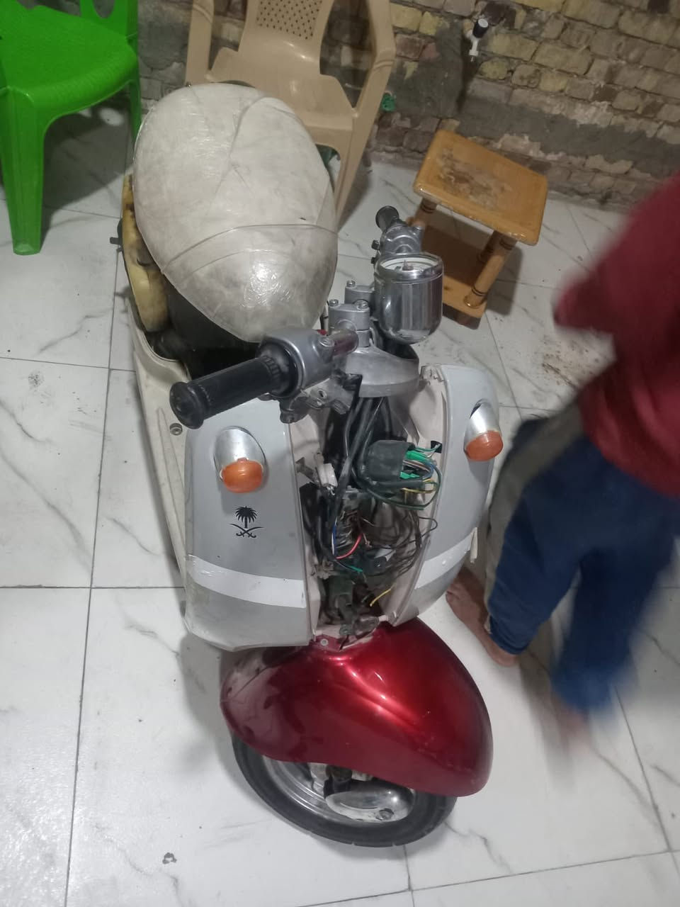 تنويه - مكلف ب نشر

سلام عليكم  عبد الحليم للبيع سعر خاص 
ومكاني العماره حي معلمين قديم 
رقم الولد واتساب ***********

رجااءً لحد يراسلني مو أنا راعيها هذا راعيها ***********
