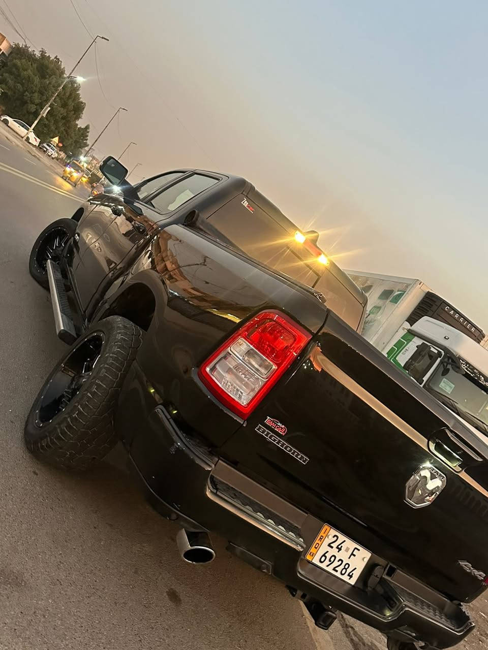 السلام عليكم 
مكلف بالنشر 
بگ هورن موديل ٢٢ باب طويل بغداد شارع فلسطين سعر ٢٨.٥٠٠ ماشي ٥٠ الف حقيقي 
***********
