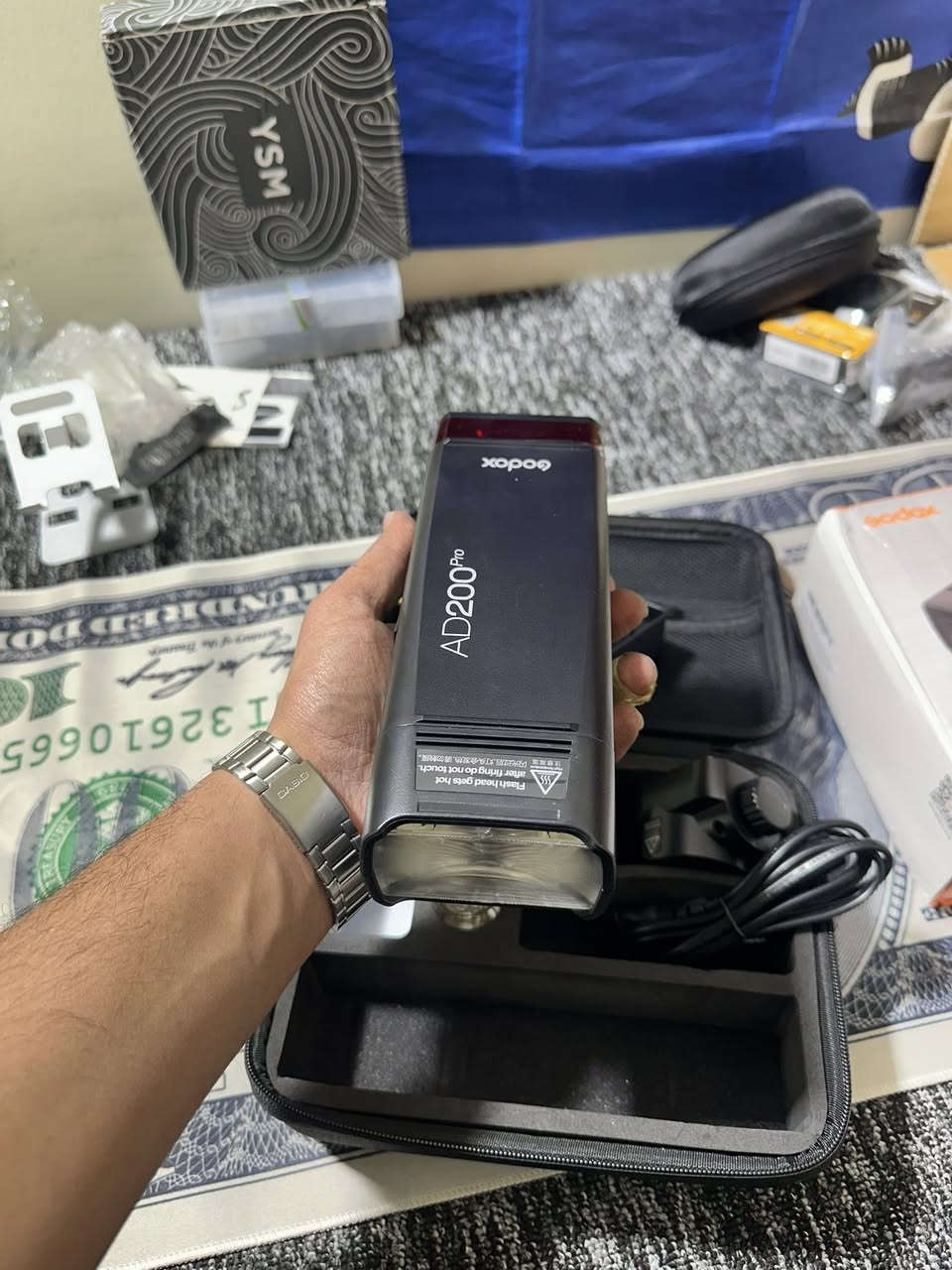 السلام عليكم لد مال تصوير بهذا الشكل اعله سعر ابيع .   ***********
