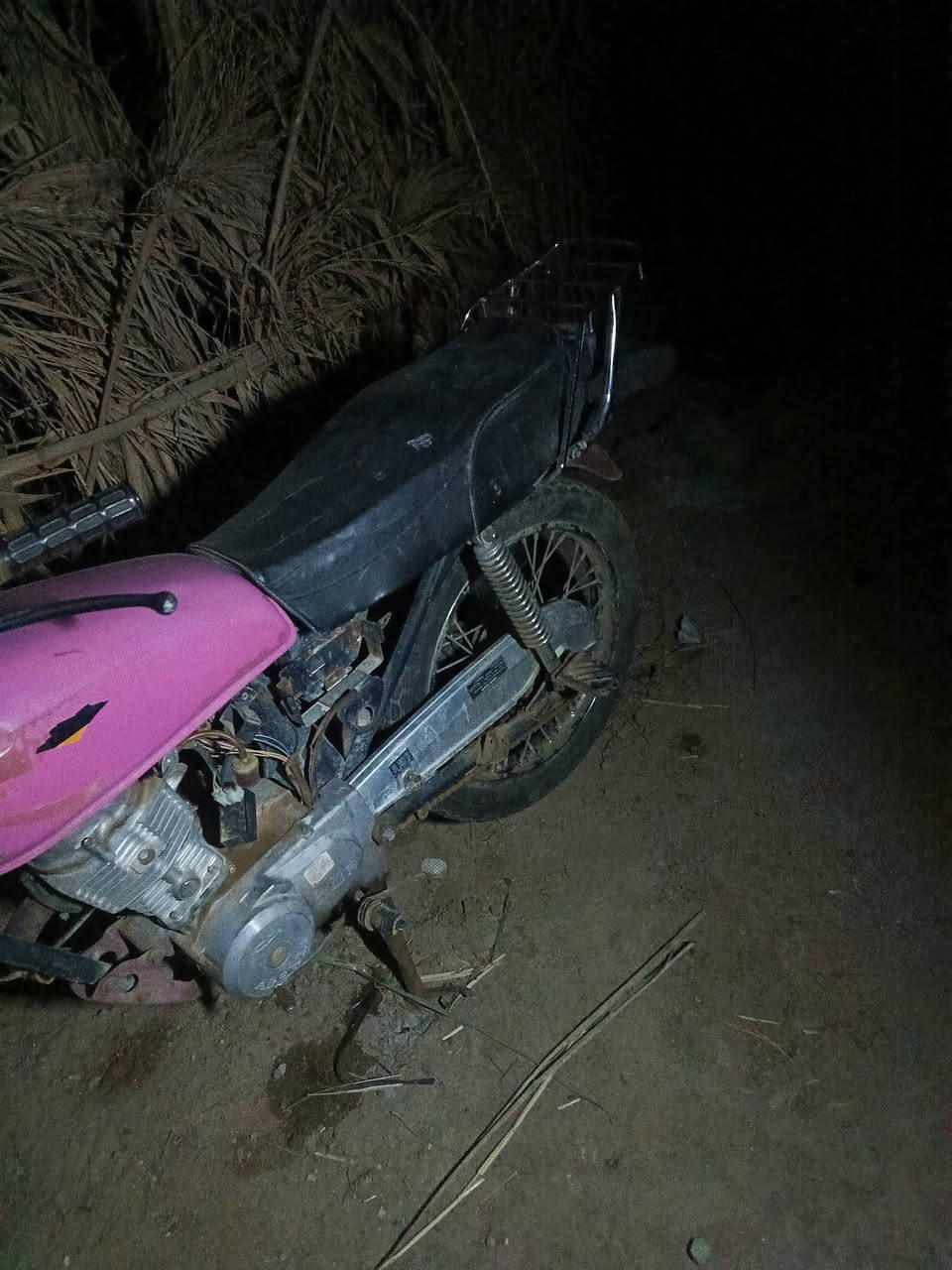 دراجه كلك للبيع بس بيه قطع نار ماكنيت ماعرف شنو. 150بيه مجال


**إذا كنت صاحب هذا الإعلان وتريد حذفه لأي سبب، رجاءا أرسل رسالة إلى الدعم الفني**