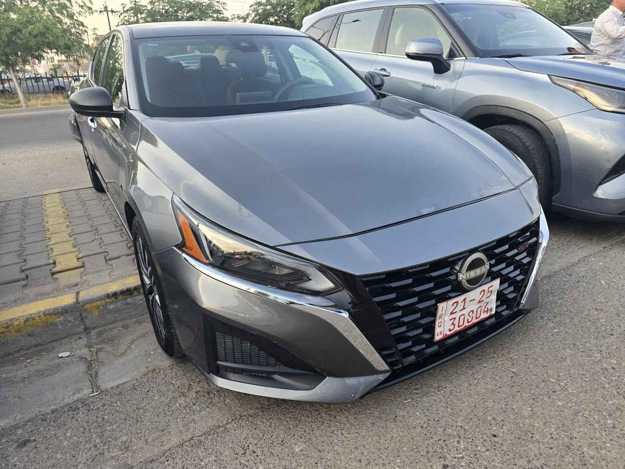 NISSAN ALTIMA   SV  2025
السعر  147 $
اللون نفطي
حادثها كما موضح بالمنشور
قطعتين صبغ فقط
والباقي مكفوله بلادي
ايرباكها سستم بلادي
المواصفات الفئة ال SV
حساس ضغط هواء الاطارات
رادار امامي + توقف ذاتي
شاشه لمس بلادي
كشن شامو
شاشة ذكية + مخرج usb عدد 2 + مخرن taypC 
عداد المسافة :- 9 الف ميل فقط
لايت زينون + ليد نهاري 
كاتي تترقم شمالي 
 + بصمة تشغيل 
العنوان كركوك
رقم الهاتف :-  ***********

