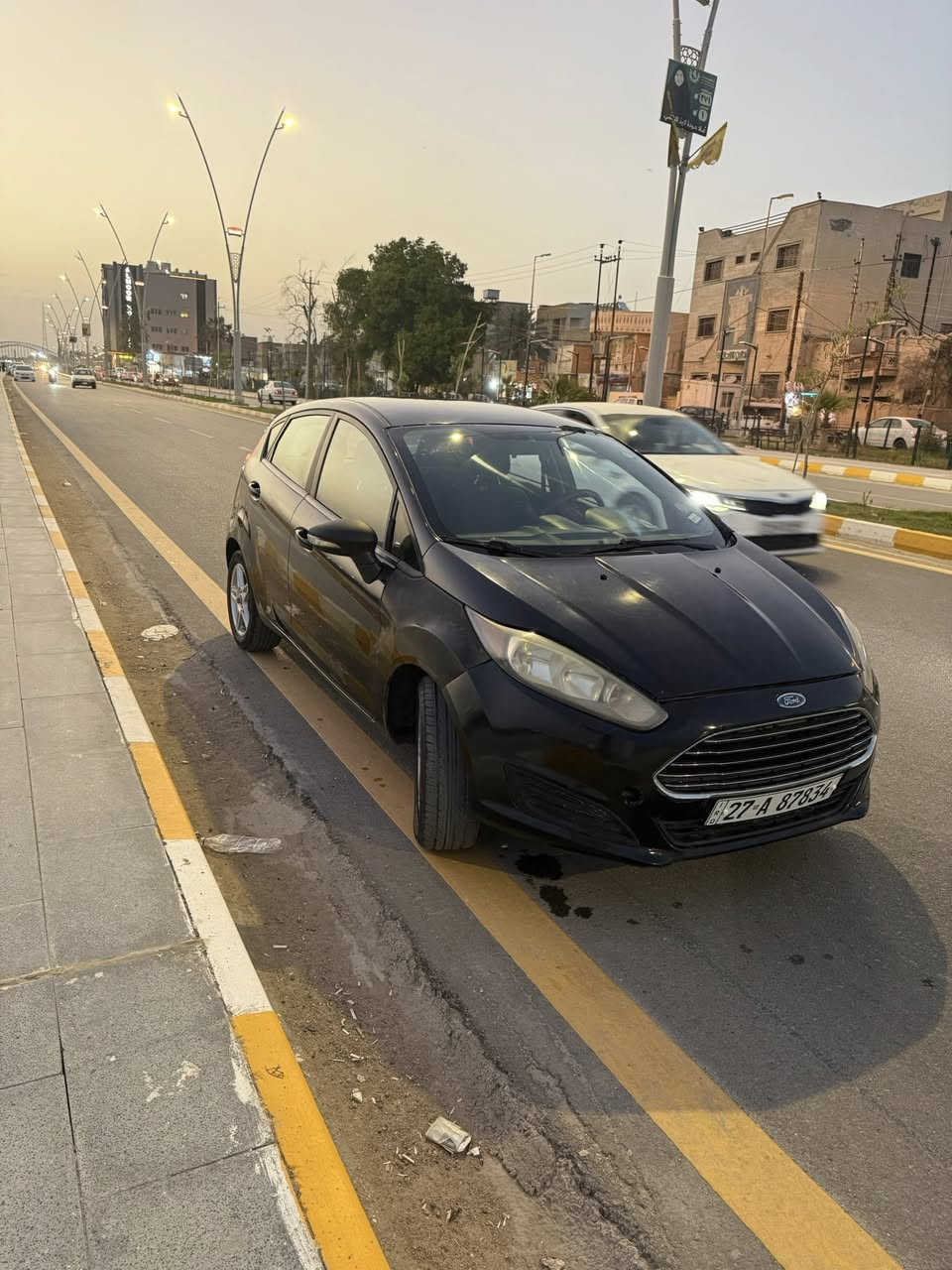 السلام عليكم
للبيع فورد ڤيستا

موديل 2018
السعر ٧٠

محرك 1600

ماشيه  165حادثها  ضربه خفيفه بل مدكر  بدون دواخل 

السياره جاهزه  كير جديد توني شاده تبريد ثلج 

مكان السياره الناصرية  مركز بسمي سنويه جديده 
الستفسار ***********
