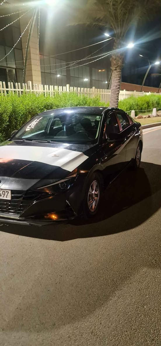 السلام عليكم 
***********
هيونداي النترا موديل ٢٠٢١ وارد أمريكي حادثها دعاميه خلفيه وبدون داخل وبدون ايرباك السياره دواخل كلش جديده بس بيها طخات بسيطه يرادلها ترتيب رقم أربيل تريد تحويل او وكاله السياره ردار أمامي خلفي ردار مري توقف ذاتي تحديد مسار تنبيه عند فتح البيبان مكينه وكير مكفولات والصدر والتبريد  ع وضع الشركه مكان السياره حي الإعلام السعر ١٢٨ وبيها مجال Colombo, Sri Lanka
