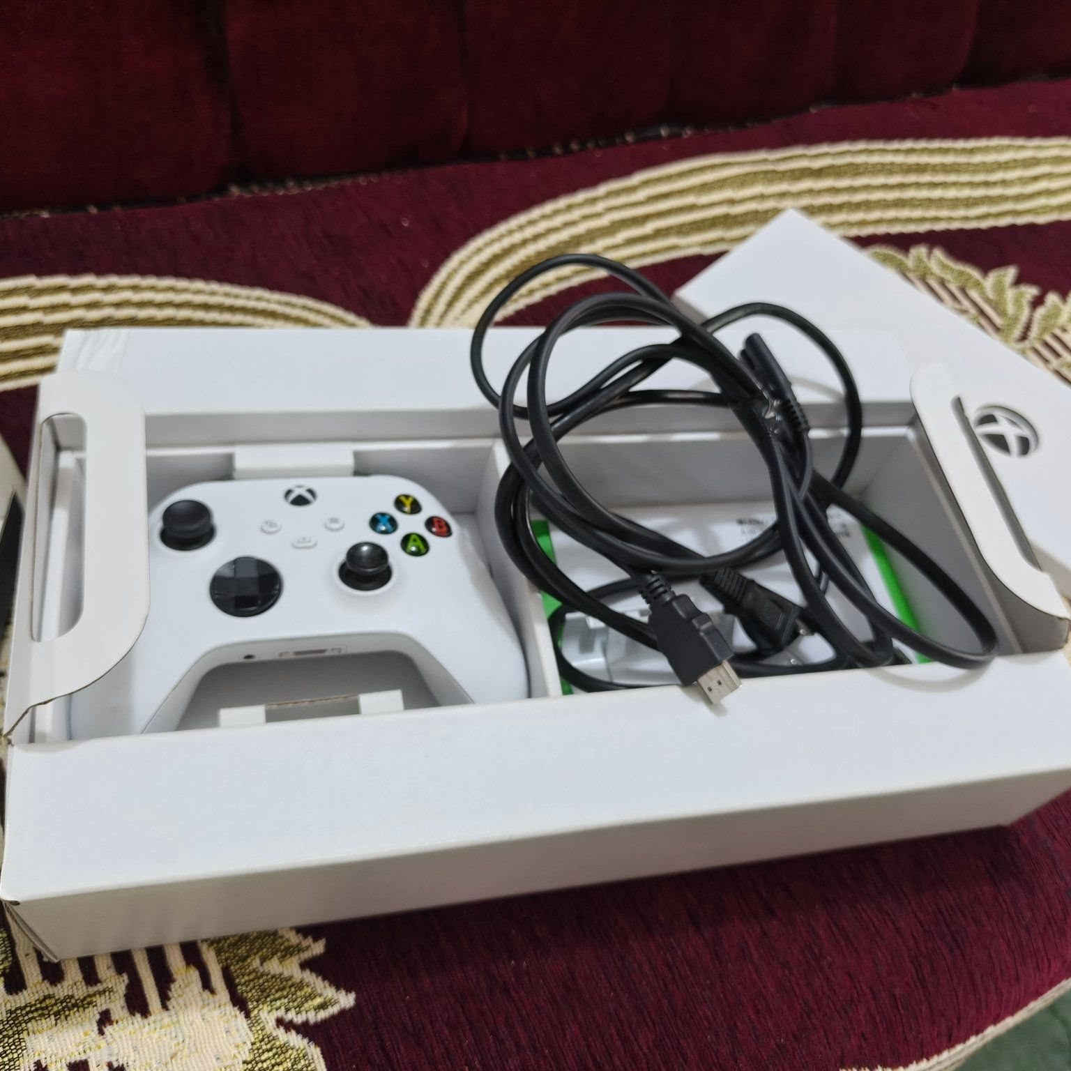 سريس اكس دجتال ابيض اصدار 24نضافة فول كامل ملحقات وكارتون موجود سعرة700الف 
توصيل موجود 
***********
Ups 850بطاريات ربع عمر هدية ويا
