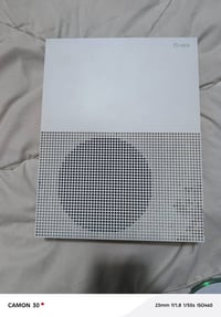 اكس بوكس ون S • شغال • بدون ملحقات